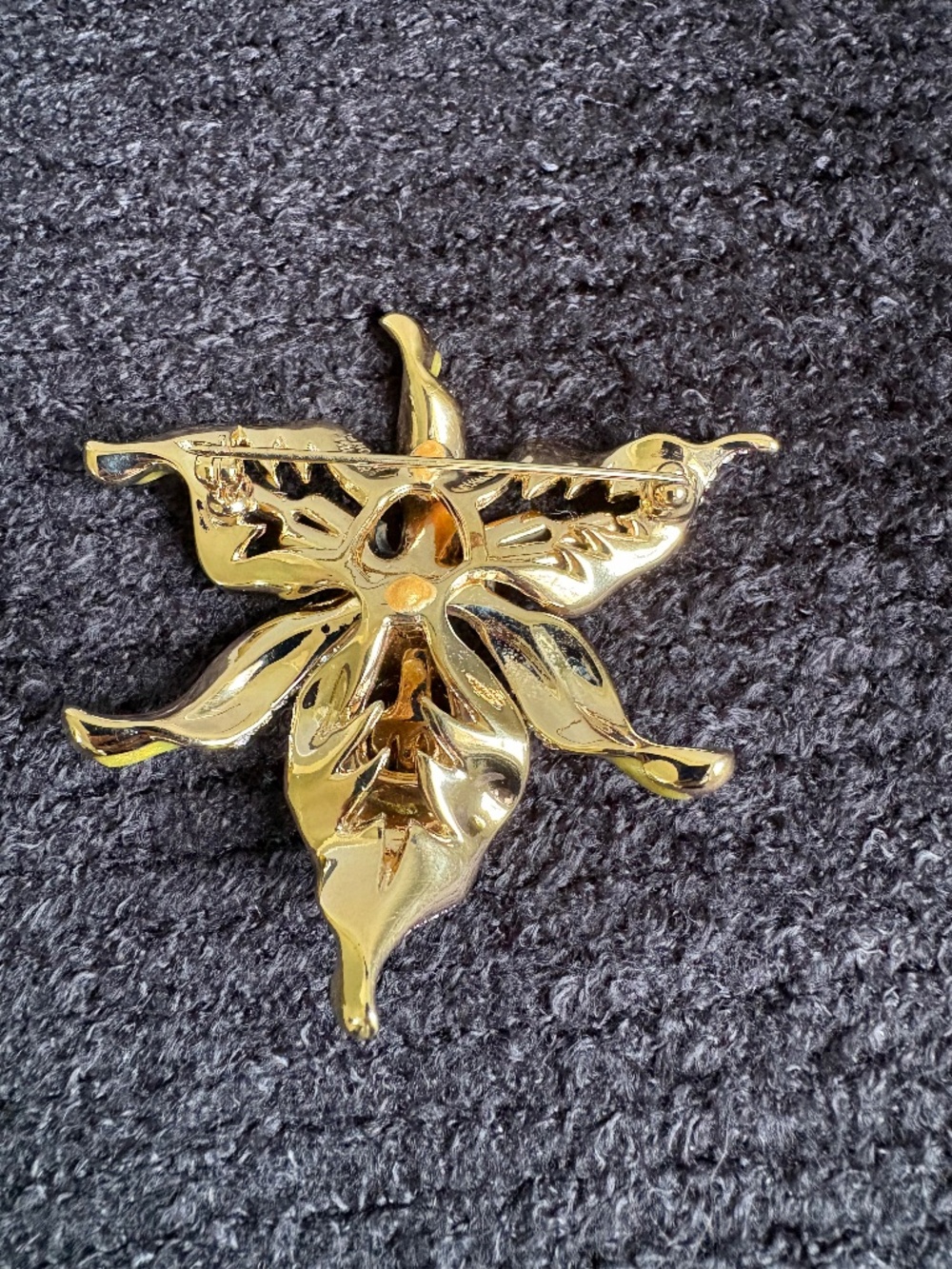 RARE NIB Nolan Miller "Everlasting Orchid" Statement Brooch - Picture 3 of 6